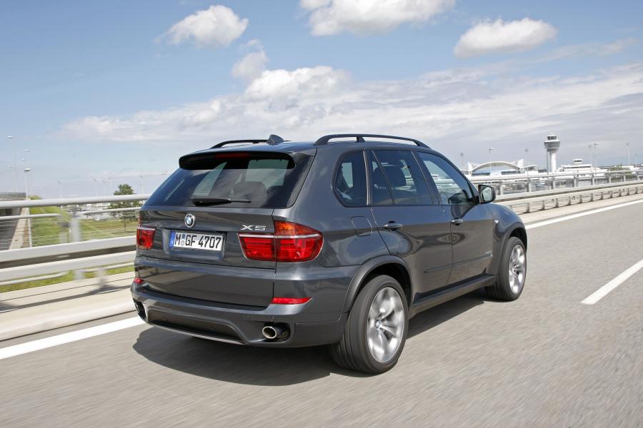  BMW X5 Individual 2011 года  (фото 5 из 19)